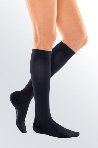 medi travel socks for women, normal length