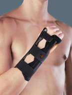 Wrist immobilizer with a rigid and malleable stay Manulite Orthoservice