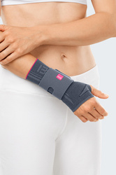 medi Manumed active wrist & hand brace