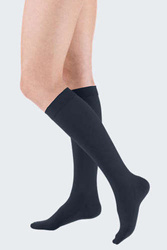 Mediven comfort Ccl.1 AD knee below compression stockings, regular length