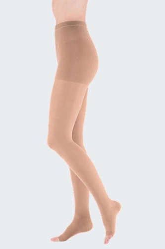 Duomed Smooth AD Below Knee Compression Stockings CCL1 medi