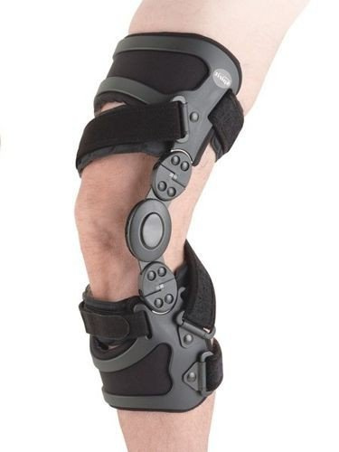 Off-The-Shelf OA Knee Orthosis Unloader® Spirit Ossur 