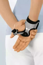 thumb brace immobiliser the basal and saddle thumb joint Rhizomed medi