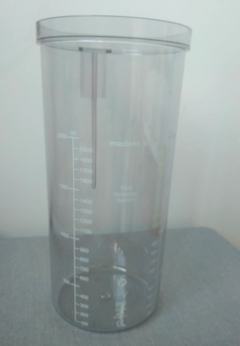 Medela 2l suction jar made of high-grade, shock-resistant 