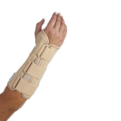 Long, wrist support with rigid palmar splint One Plus Orliman