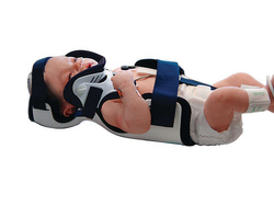 Infant Immobilizer Collar with PO Front and Pads Papoose Ossur